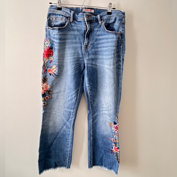 Johnny Was Denim - Johnny Was The Crop Baby Boot Blue Jeans  Floral Embroidery Mid Rise Slim Sz 29